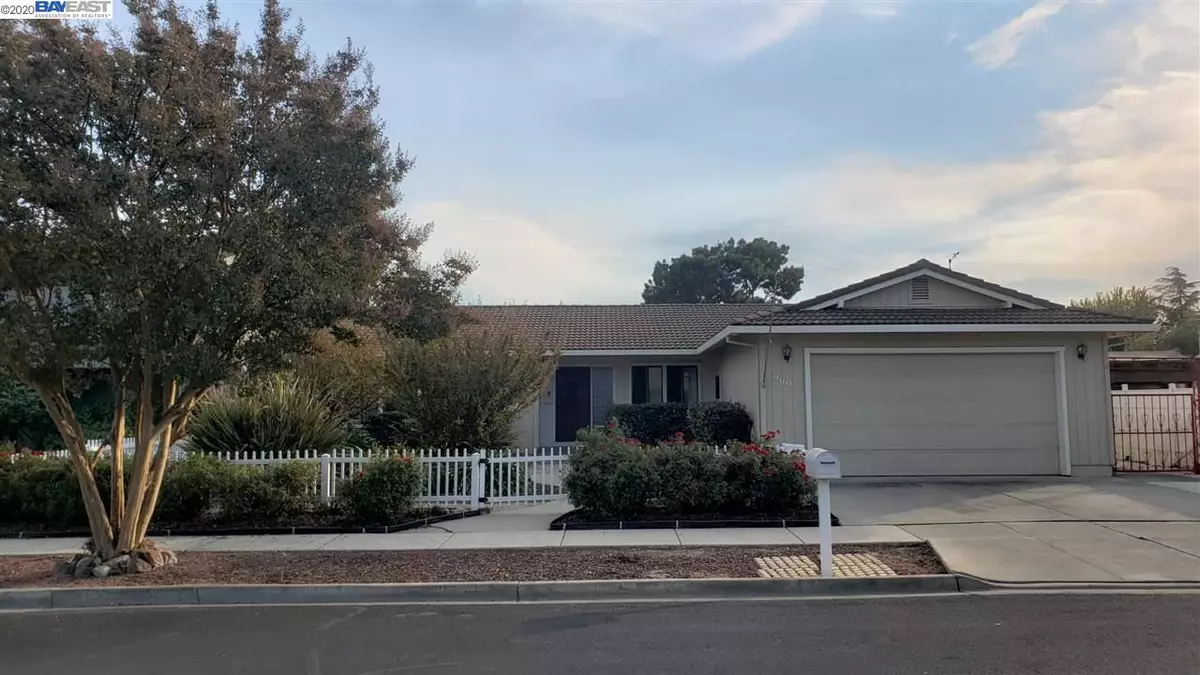 Brentwood, CA 94513,960 Oak St