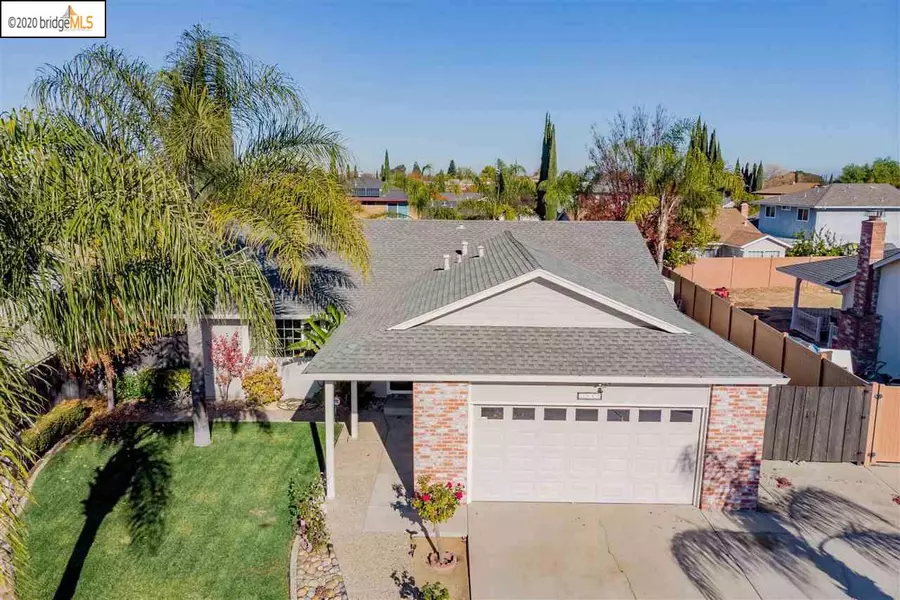 1940 Gamay Dr, Oakley, CA 94561