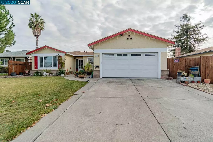 208 Brookside Dr, Antioch, CA 94509