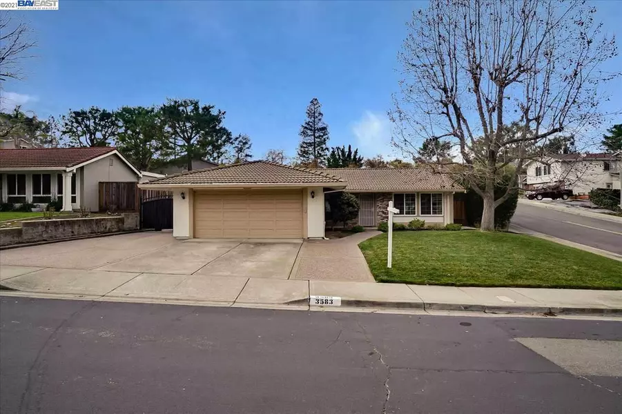 3583 Touriga Dr, Pleasanton, CA 94566