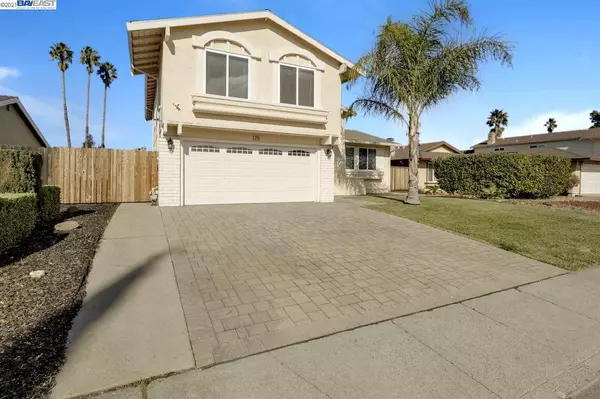 2775 Elmhurst Cir, Fairfield, CA 94533