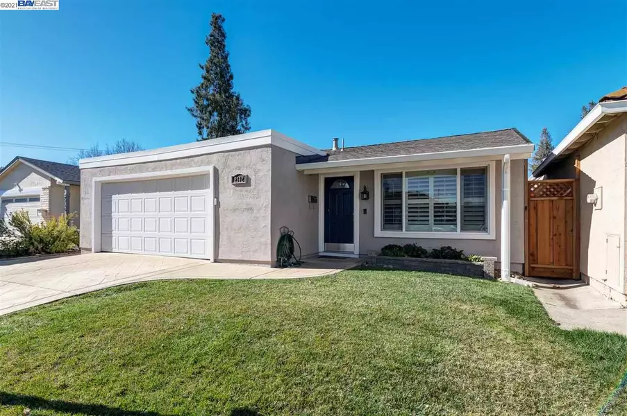 2142 Goldcrest Cir., Pleasanton, CA 94566