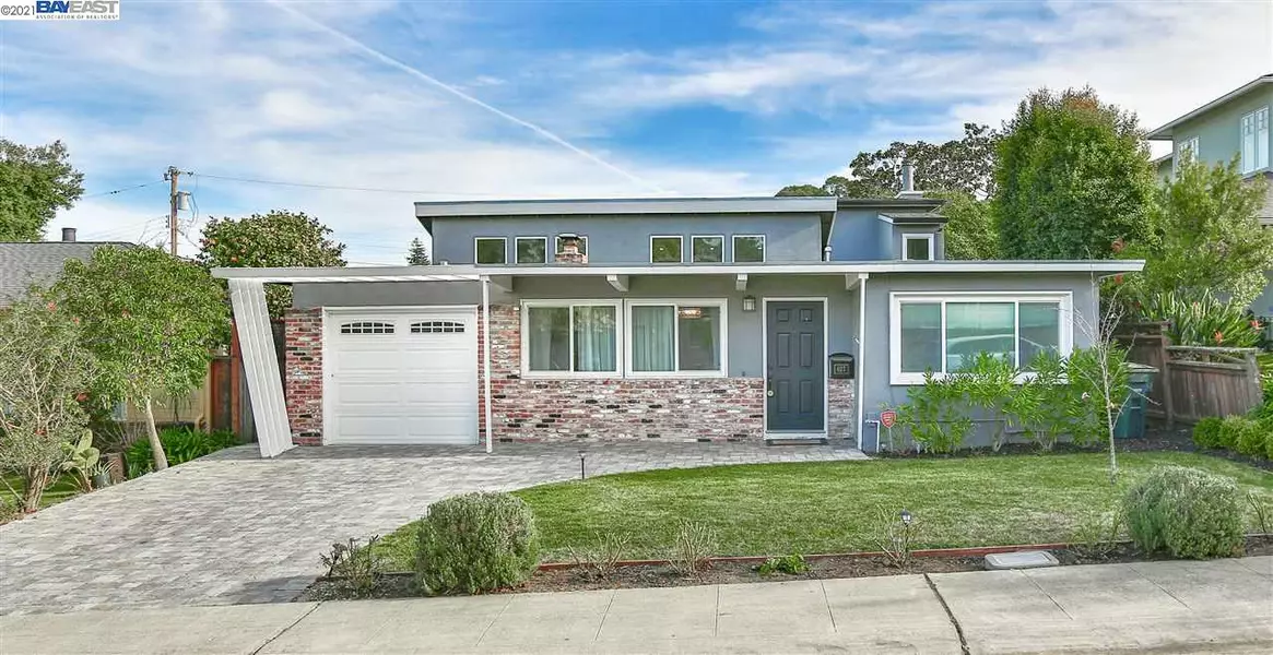 627 Cuesta Ave, San Mateo, CA 94403