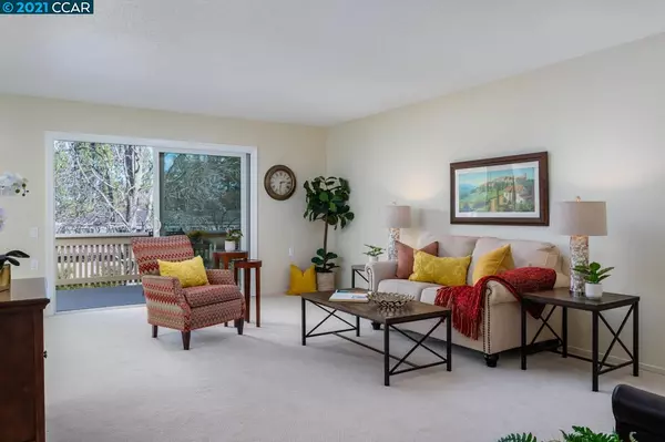 1500 Rockledge Ln #6, Walnut Creek, CA 94595