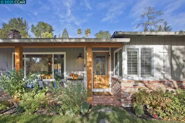 43 Parklane Dr, Orinda, CA 94563