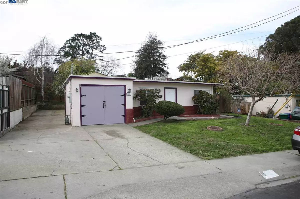 San Pablo, CA 94806,124 Heather Dr