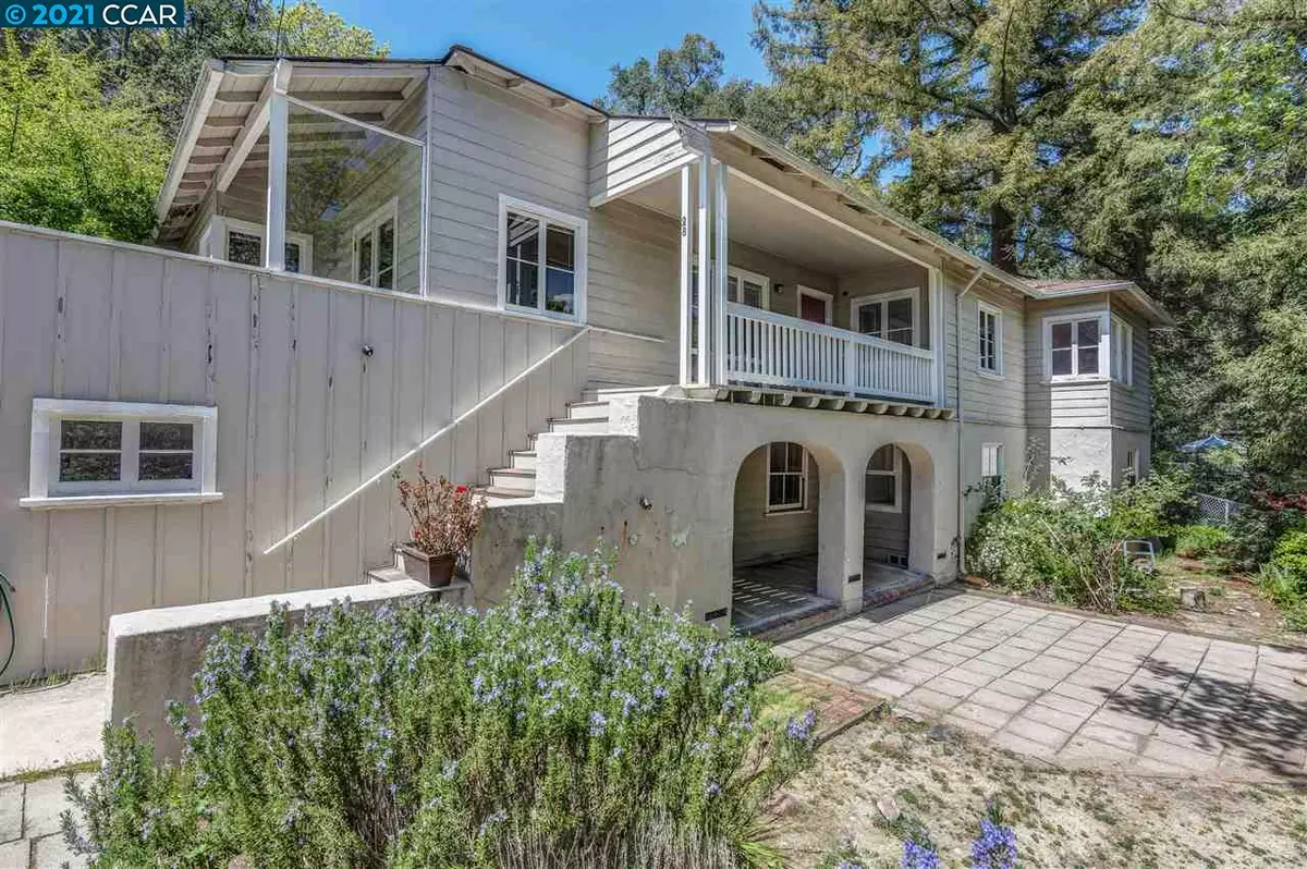 Orinda, CA 94563,28 Camino Encinas