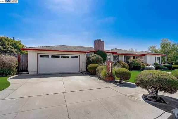 4444 Faulkner Dr, Fremont, CA 94536