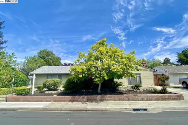 261 Gregory Ln, Pleasant Hill, CA 94523