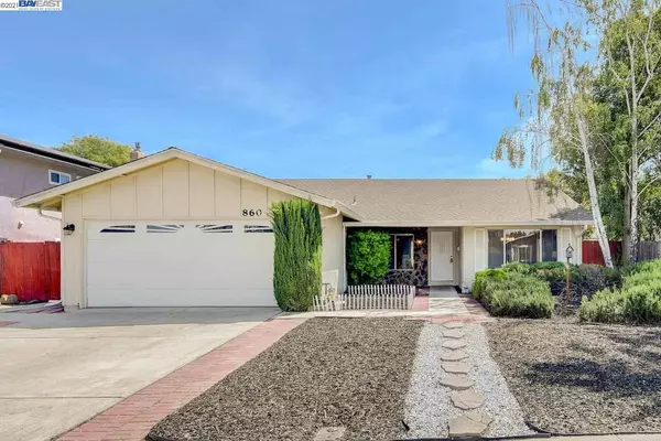 860 Geraldine St, Livermore, CA 94550