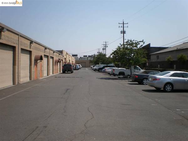 910 81st #24, Oakland, CA 94621