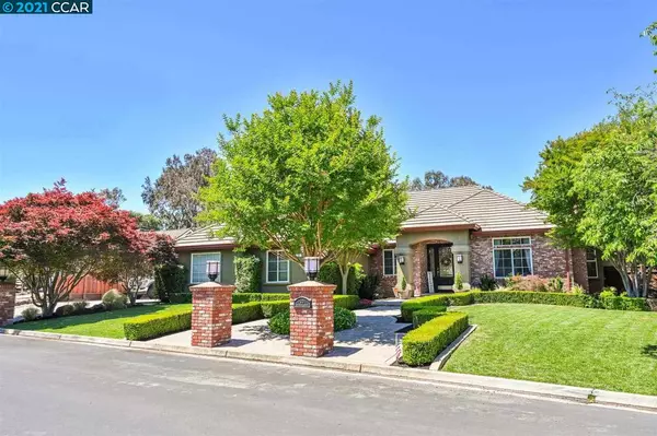 20 Woodside Dr, Danville, CA 94506