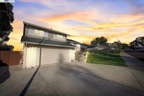 8729 Augusta Ct, Dublin, CA 94568