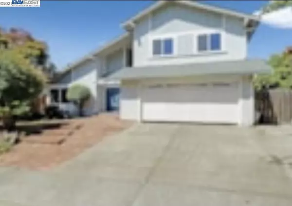 18743 W Cavendish Dr, Castro Valley, CA 94552