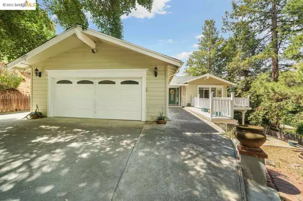 2 Aghalee Rd., Orinda, CA 94563