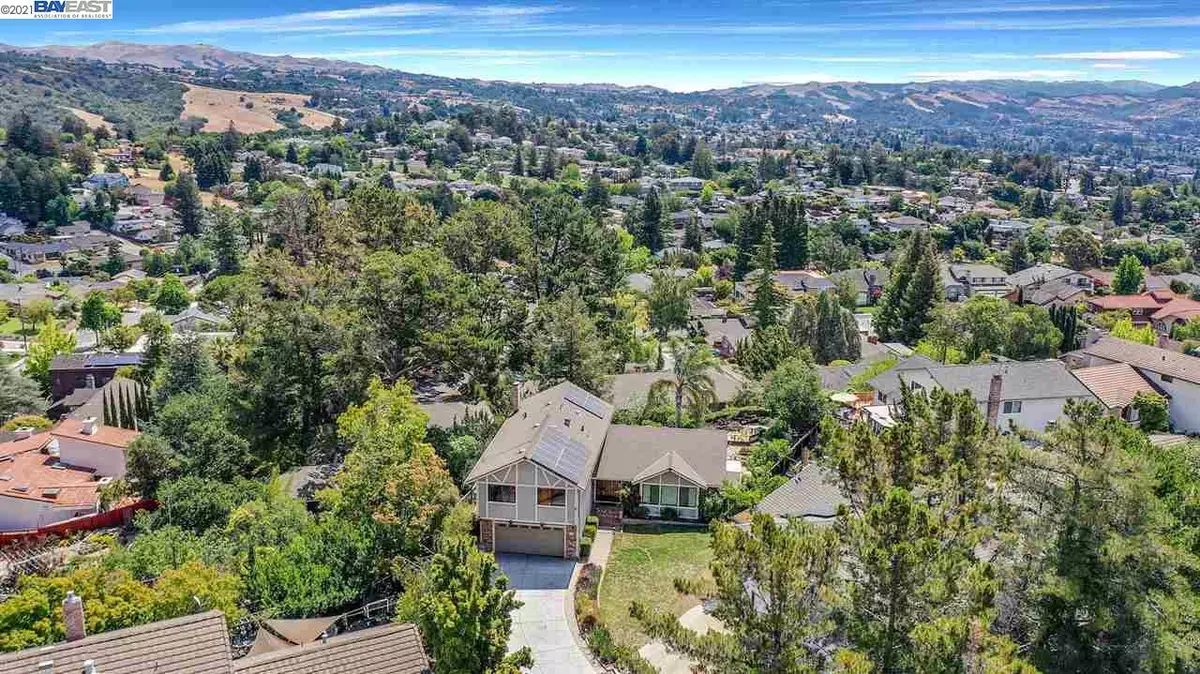 Castro Valley, CA 94546,3975 Sugarbush Ln