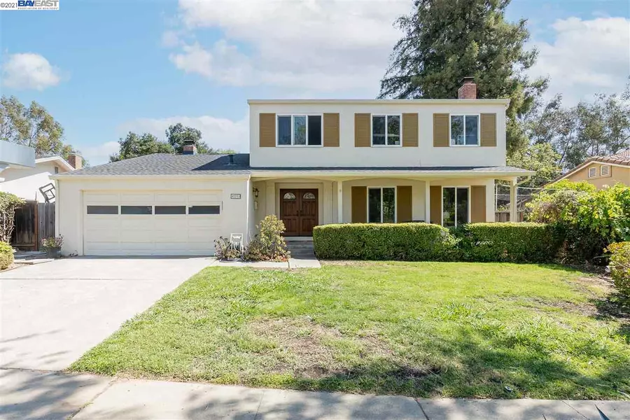 42253 Camino Santa Barbara, Fremont, CA 94539