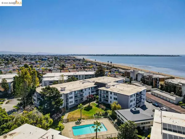 960 Shorepoint Ct #300, Alameda, CA 94501