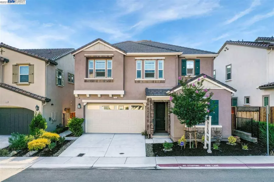 7153 Kylemore Cir, Dublin, CA 94568