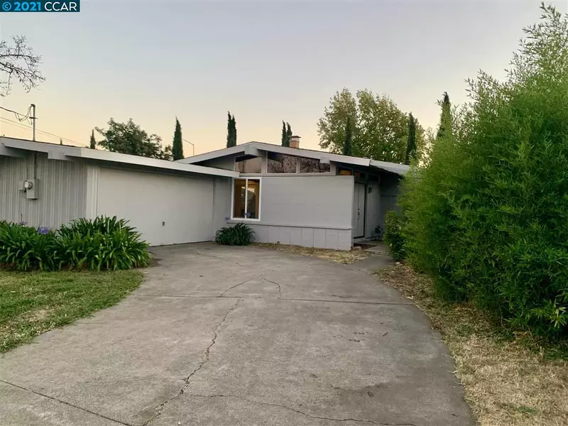 27765 Loyola Ave, Hayward, CA 94545