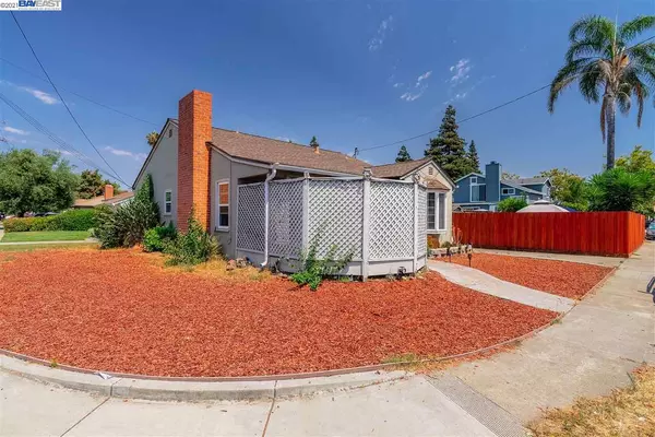 25050 Cypress Ave, Hayward, CA 94544