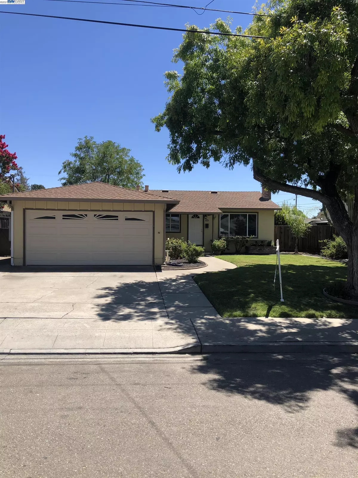 Livermore, CA 94550,1037 Miranda Way