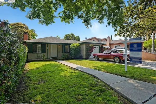 1122 Windermere Ave, Menlo Park, CA 94025