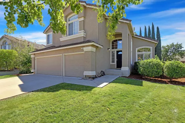 1067 Eve Ln, Livermore, CA 94550