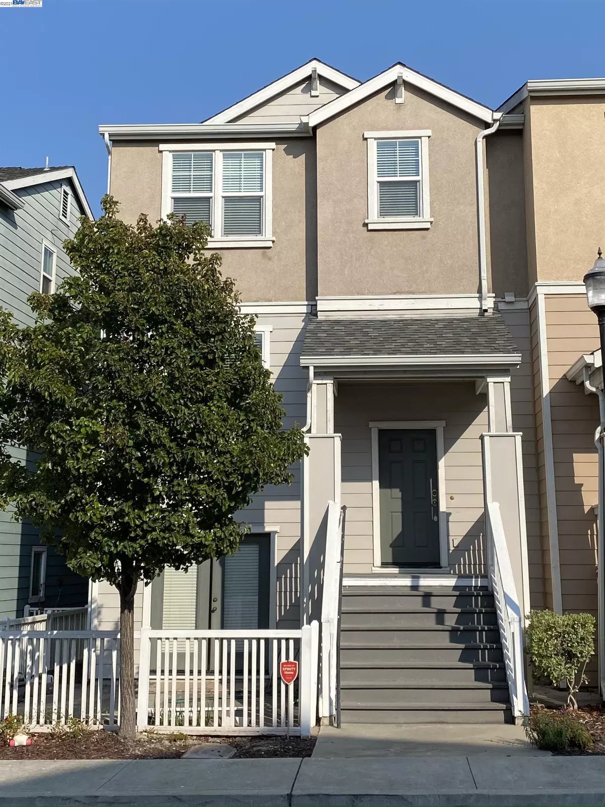 Richmond, CA 94806,211 Summer Ln