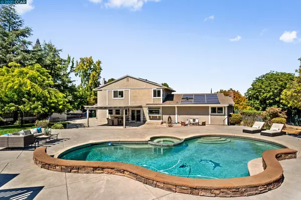 2927 Comistas Dr, Walnut Creek, CA 94598