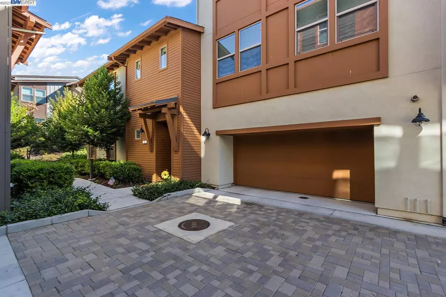 740 Tranquility Cir #3, Livermore, CA 94551