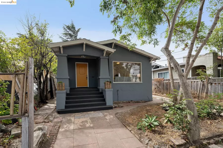 1728 Ward St, Berkeley, CA 94703