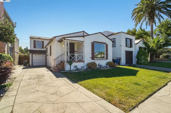 3006 Fernside Blvd, Alameda, CA 94501