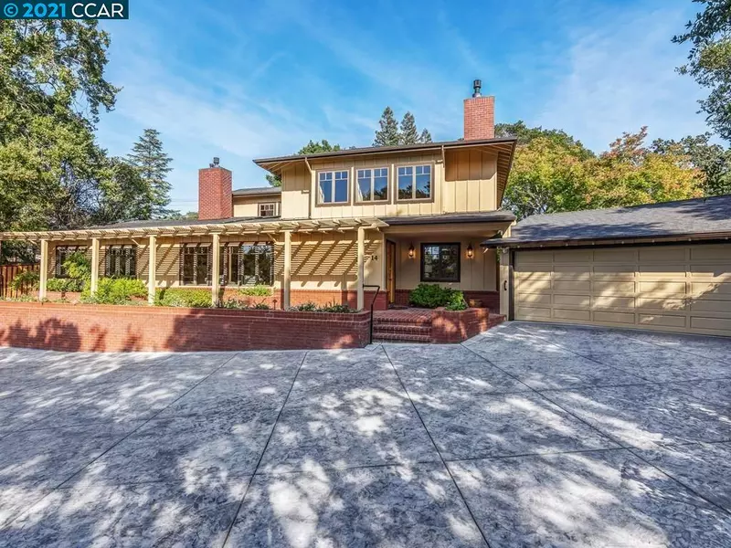 14 Bobolink Rd, Orinda, CA 94563