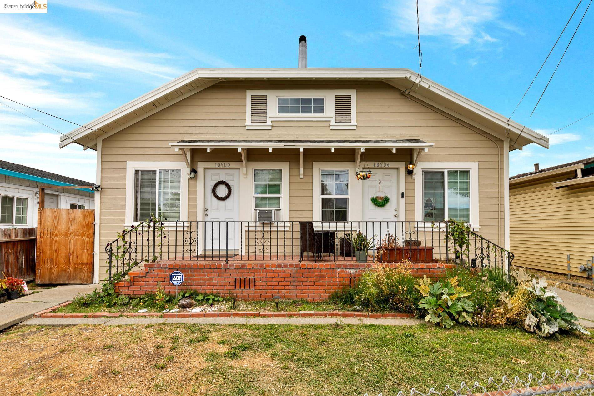 10504 Voltaire Ave, Oakland, CA 94603