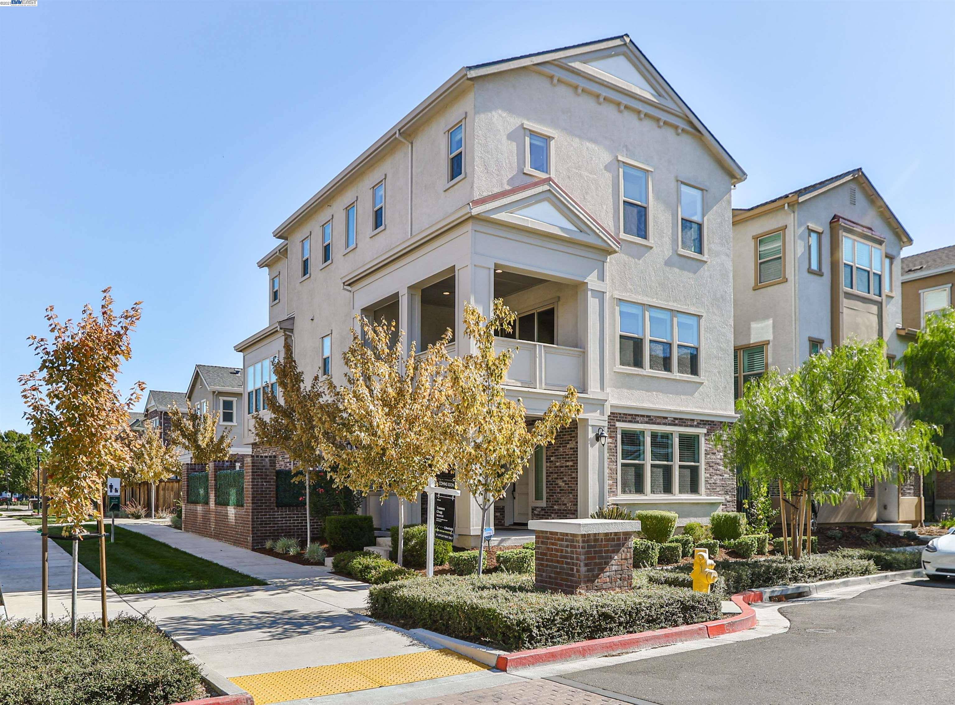 1562 Lexington Ln, Pleasanton, CA 94566
