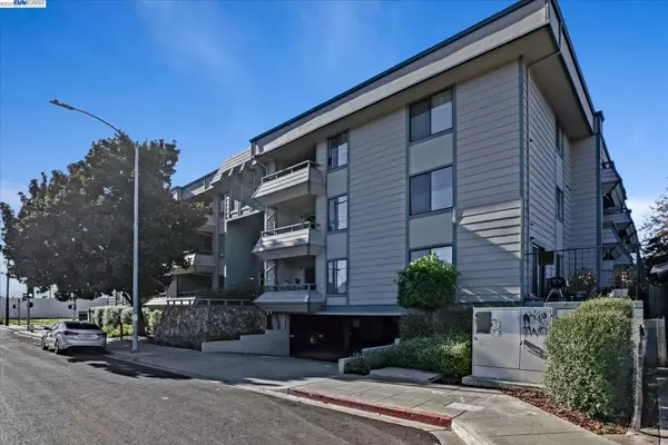 2077 Washington Ave #105, San Leandro, CA 94577