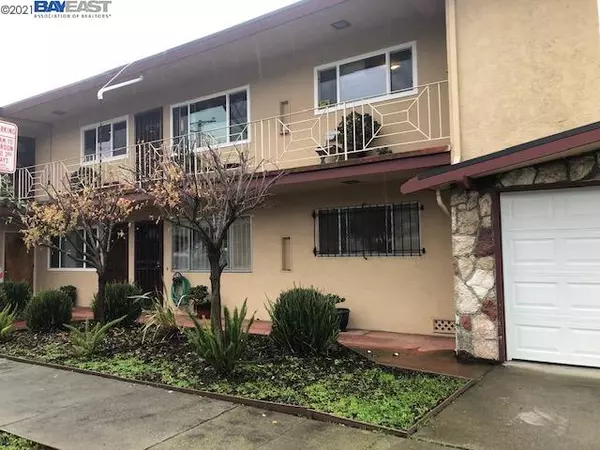 Oakland, CA 94602,3489 Midvale Ave #5