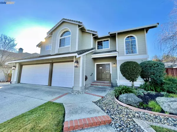 3809 Hillside Ave, Livermore, CA 94551