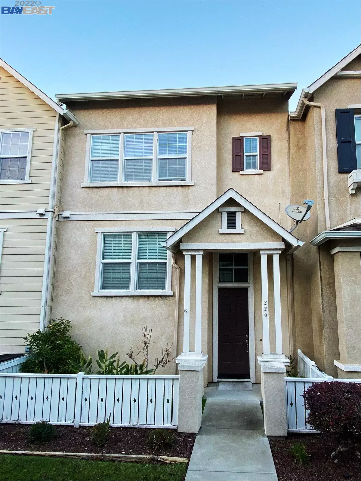 Richmond, CA 94806,220 Summer Ln