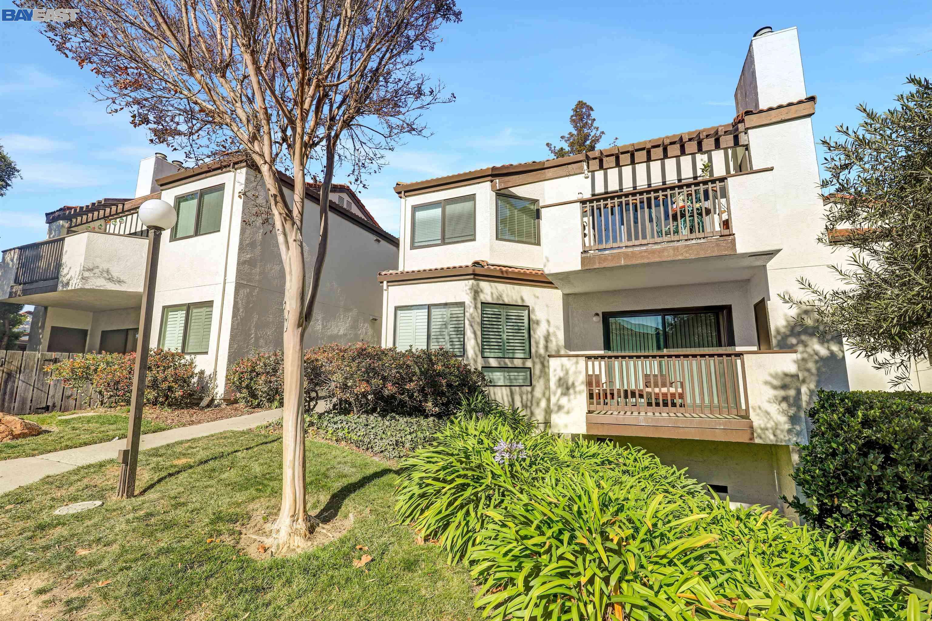 21071 Gary Dr #102, Hayward, CA 94546