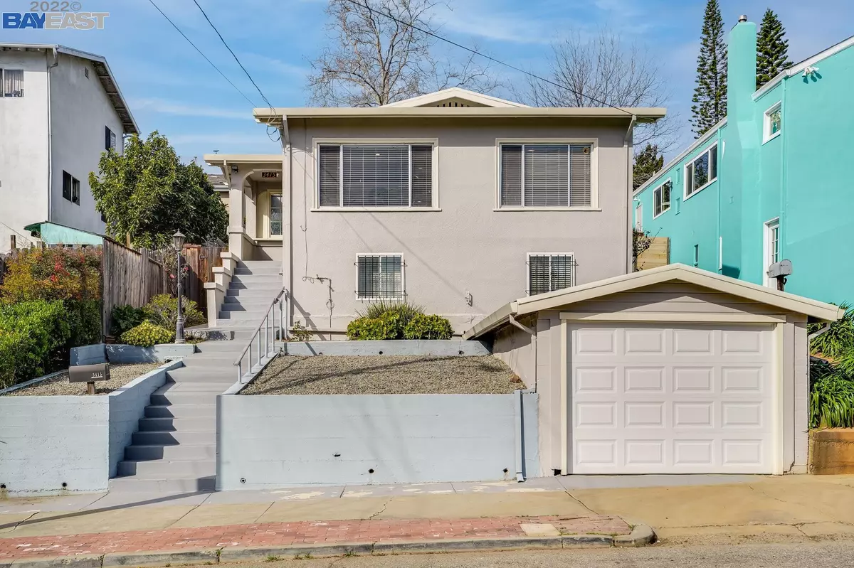 Oakland, CA 94602,3415 Curran Way