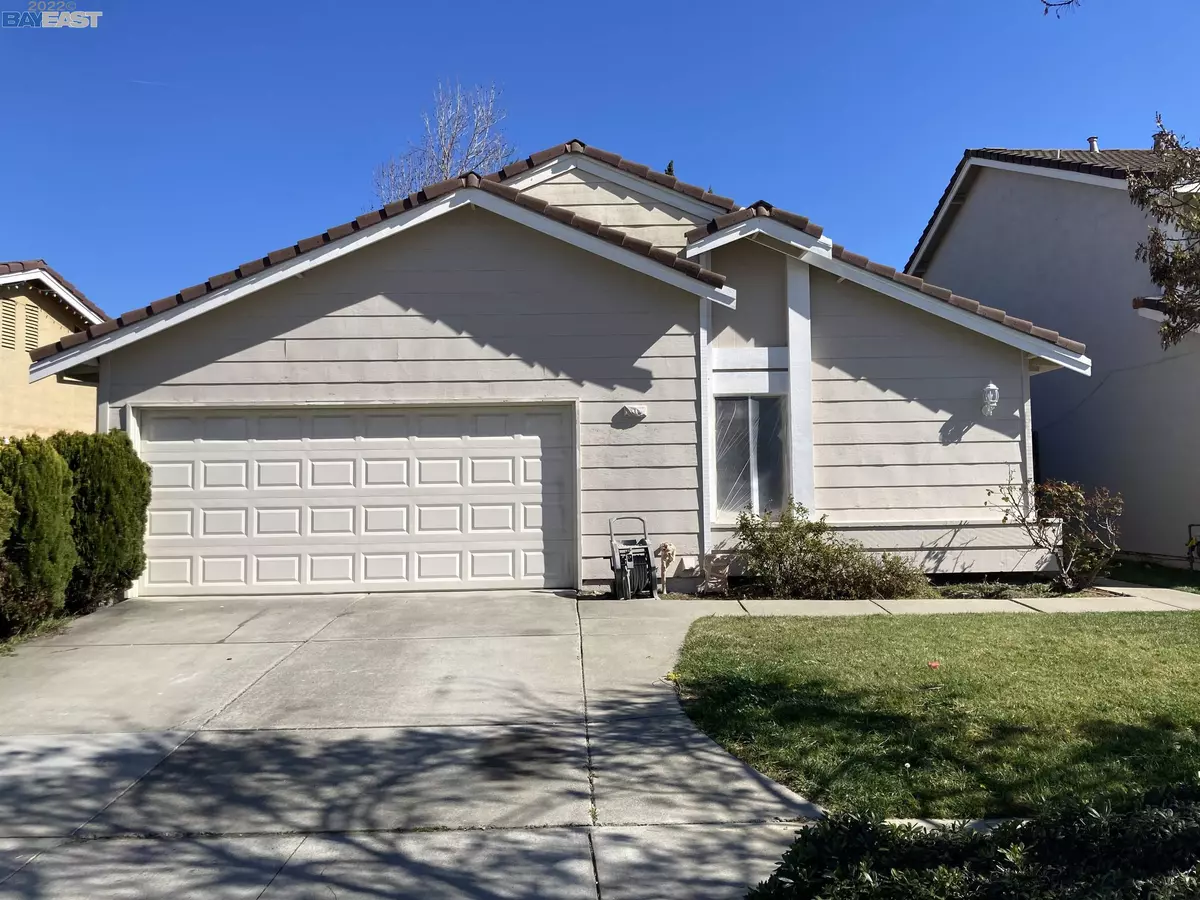 Fremont, CA 94555,34166 Duke Ln