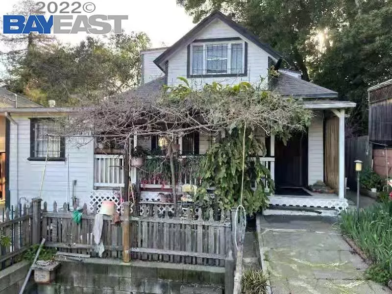 Oakland, CA 94601,3221 DAVIS St