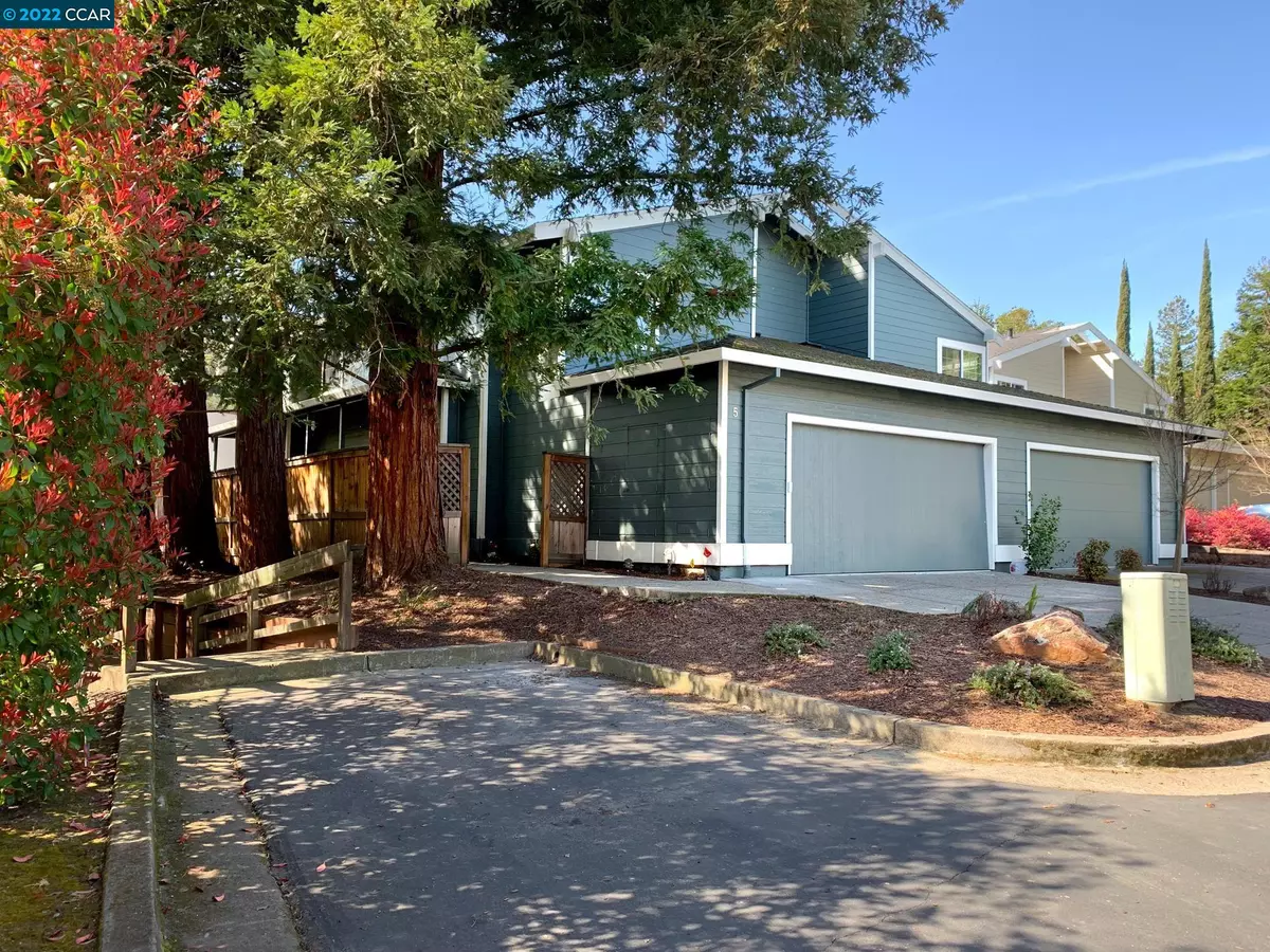 Moraga, CA 94556,5 Dolores Ct