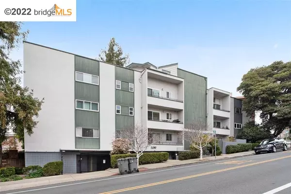 5290 Broadway Terrace #302, Oakland, CA 94618