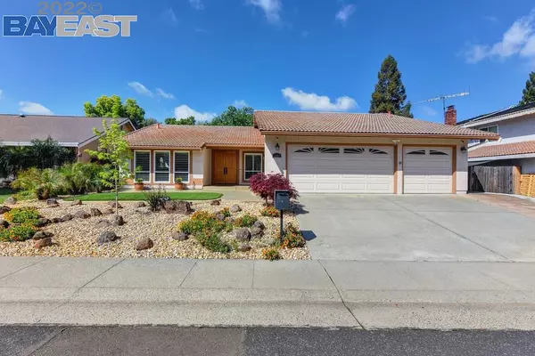 1328 Blossom Hill Way, Roseville, CA 95661