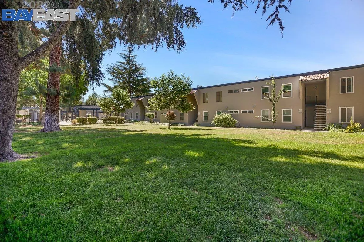 Livermore, CA 94550,1001 Murrieta Blvd #116 ##116