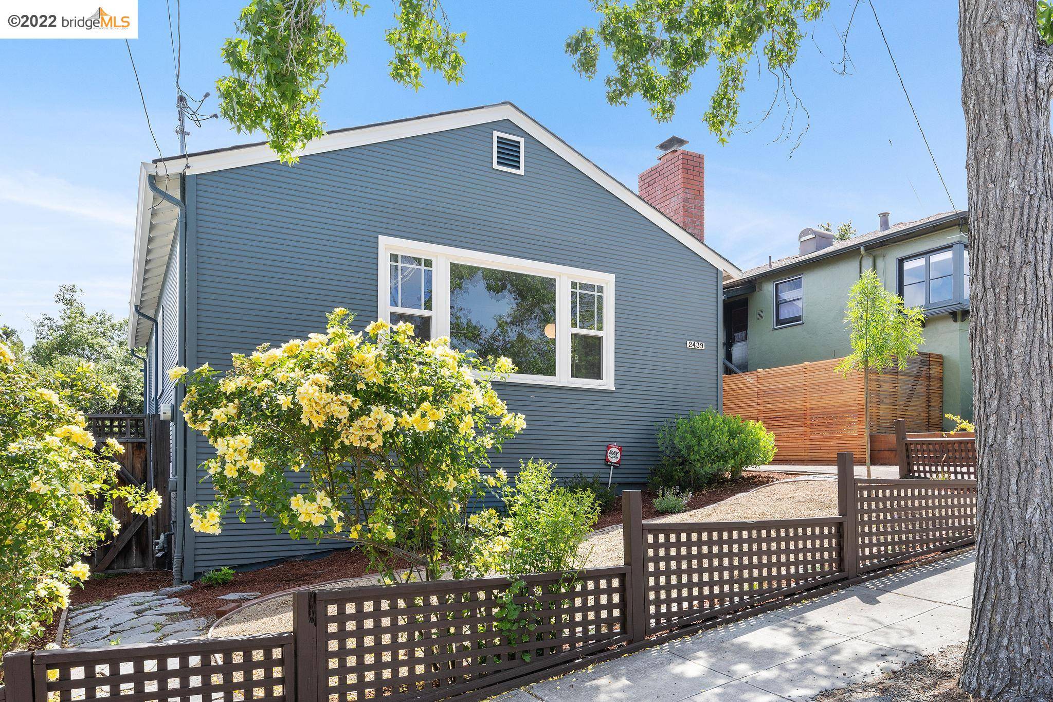 2439 Rampart St, Oakland, CA 94602