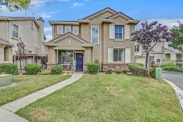 1932 Wayne Cir,  San Jose,  CA 95131